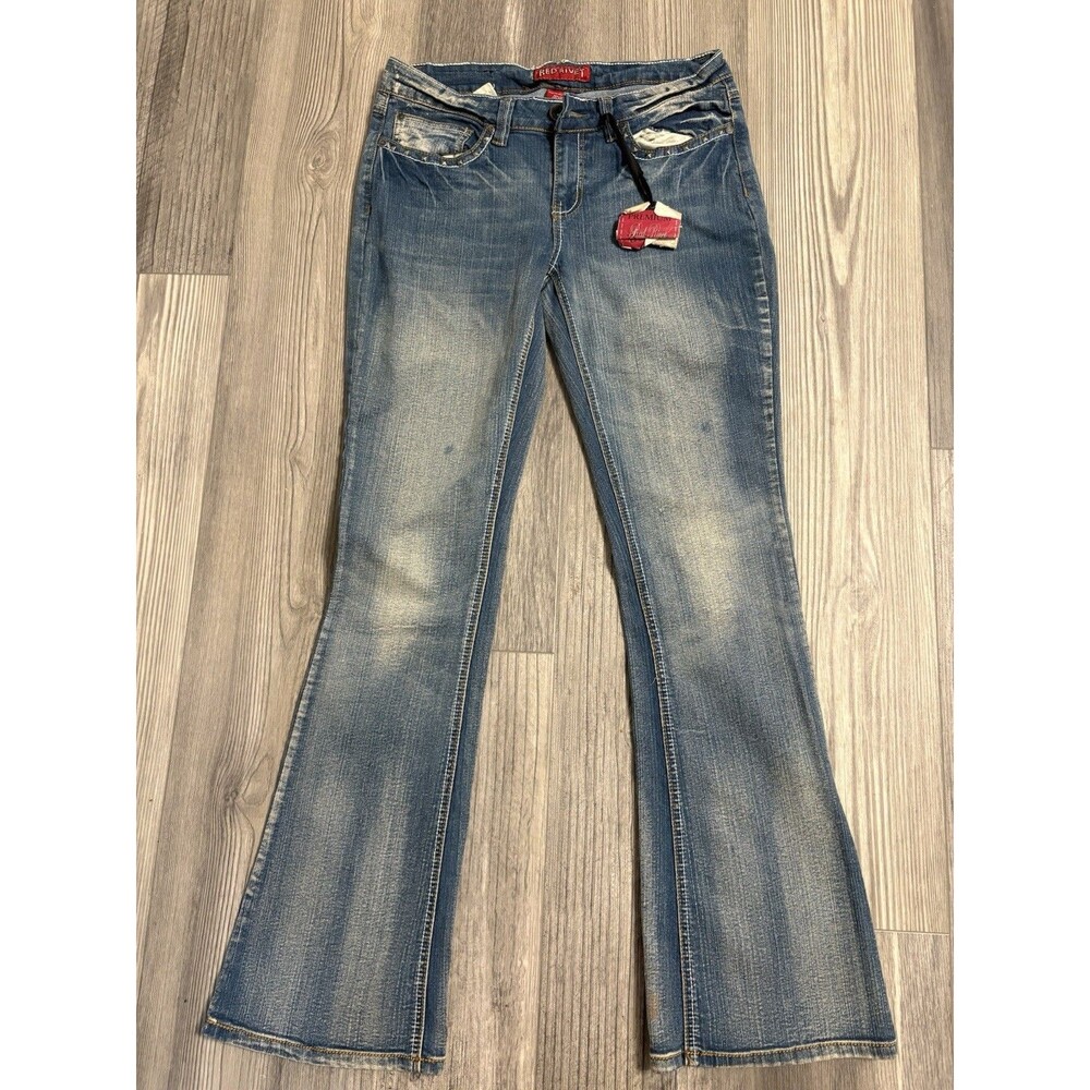 NEW RED RIVET size 15  DENIM FLARE JEANS JUNIORS/ WOMENS   Read